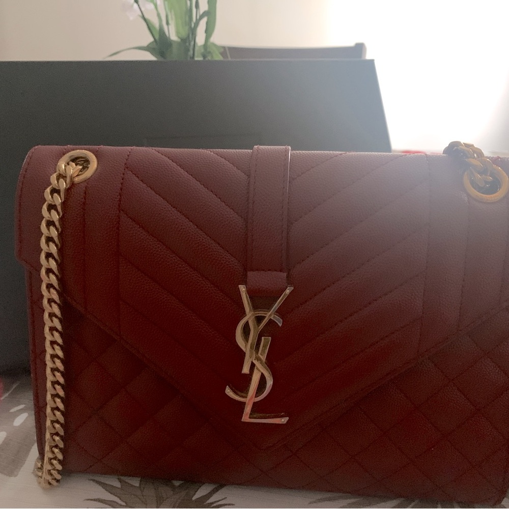 PROOF OF PURCHASE! SAINT LAURENT ENVELOPE BAG. DEEP RED .AUTHENTIC